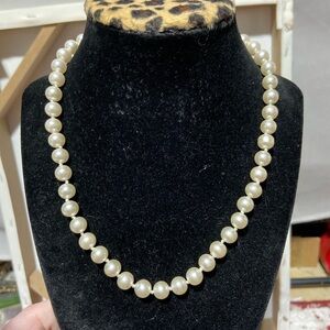 Vintage Faux Pearl Necklace